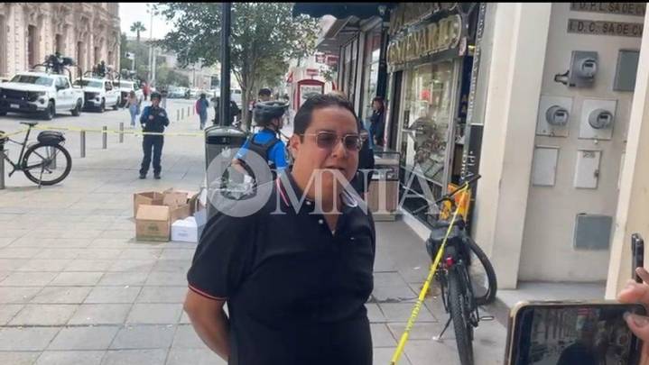 Debía más de medio millón el joyero desalojado en local del Centro