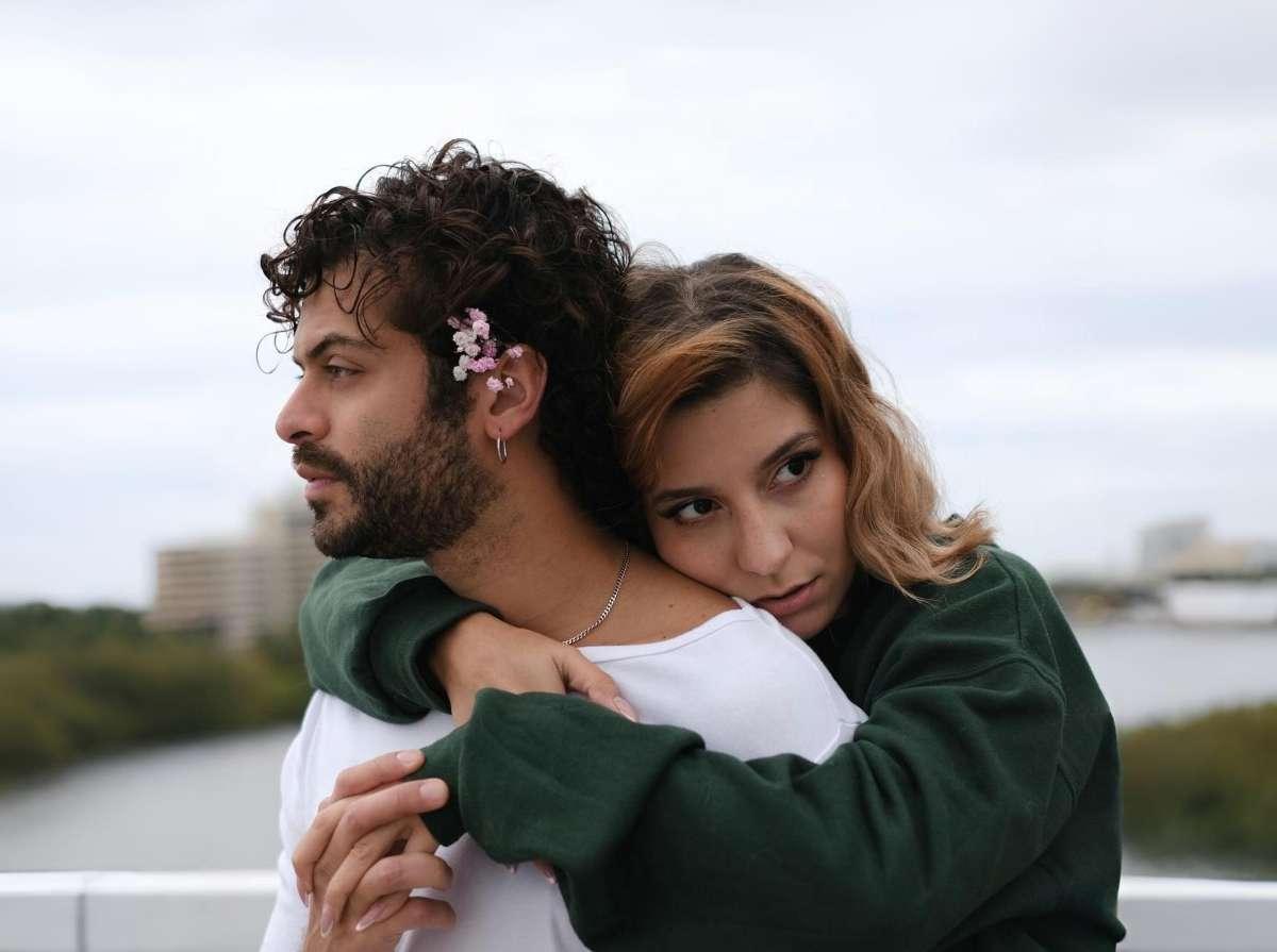 Gabo López y Fabiola Arace le dieron la bienvenida a su primer hijo