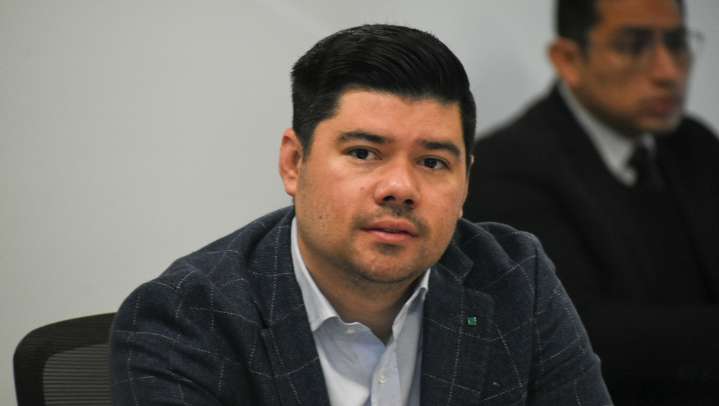 PVEM Puebla prohibirá cirugías estéticas en menores de edad