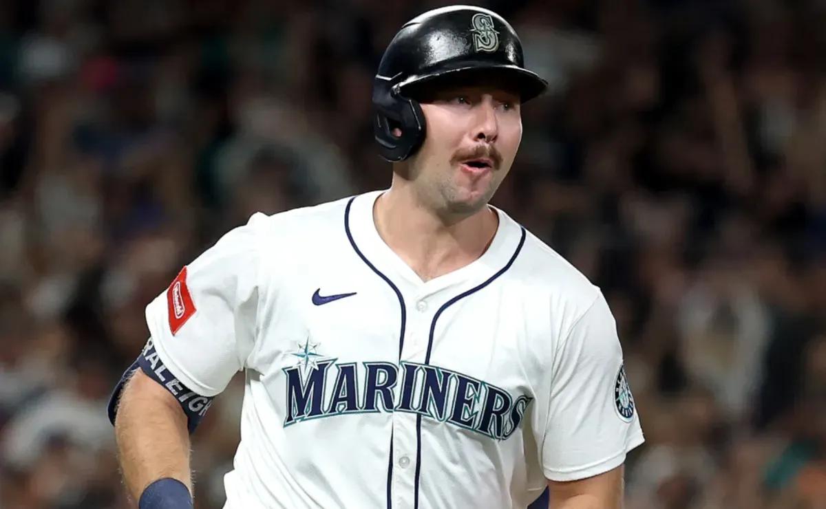 Cal Raleigh makes honest admission after 60th HR, strengthens MVP case as Mariners clinch AL West