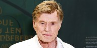 Jane Fonda Pays Tribute to Robert Redford – A Look Back at Their Lifelong Friendship in Photos