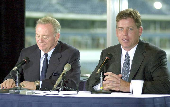 Troy Aikman Shows Jerry Jones How a Well-Oiled Franchise Operates, Citing NFC’s Best Team Troy Aikman criticizes the Cowboys’ chaos under Jerry Jones vs other franchise models. Take a look at the clas