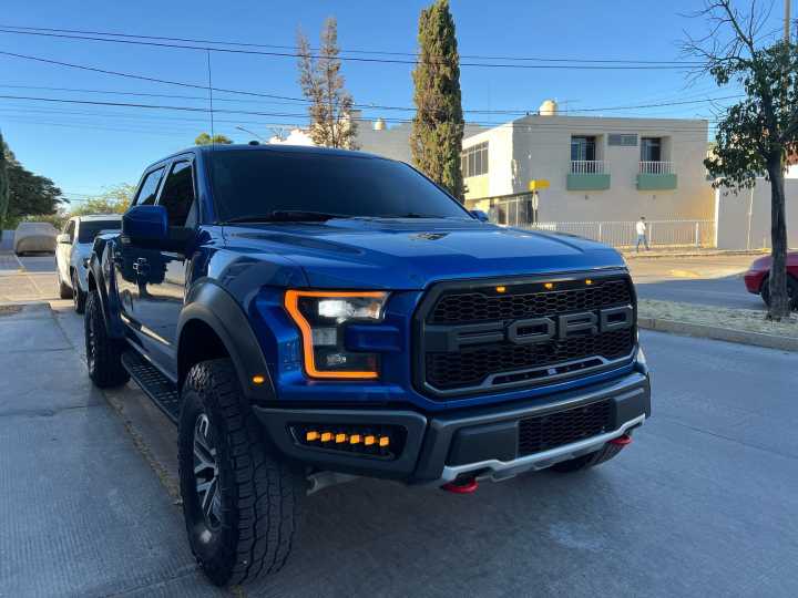 COMANDO ARMADO PRIVA DE LA LIBERTADA A UN HOMBRE Y LO DESPOJA DE SU CAMIONETA