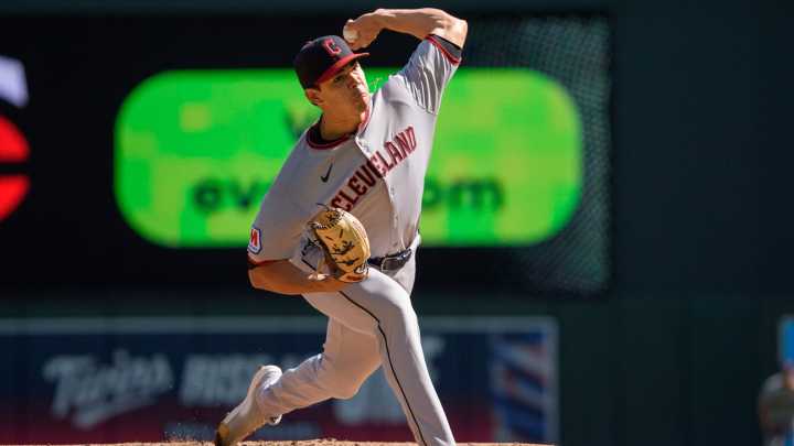 Guardians can't hold 2-0 lead, miss chance to catch Tigers in division