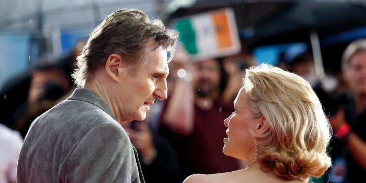 Pamela Anderson (58), sobre los rumores acerca de su relación con Liam Neeson (73): "No estoy jugando con tonterías. Soy sincera"