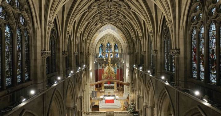 'Crumbling' Cambridge church needs urgent repairs to prevent stone falling from tower