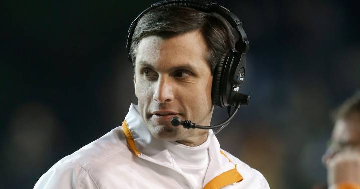 What Tennessee fans think of their old coach, Derek Dooley, running for U.S. Senate