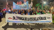 Amsafe realizó una marcha de antorchas exigiendo mejoras salariales y jubilatorias