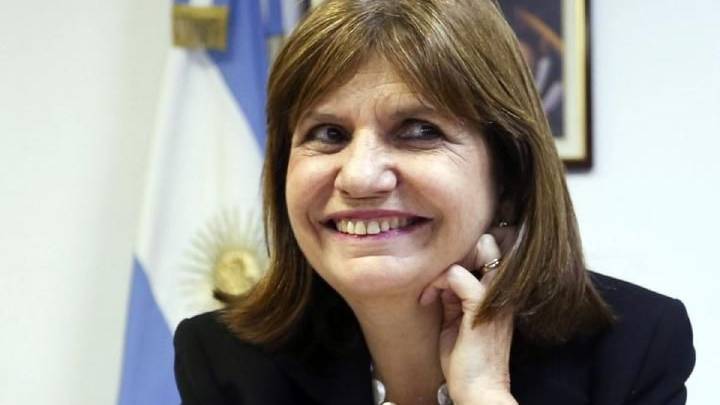 Bullrich y ¿otra estafa Libra?: promocionan una criptomoneda en la cuenta de la PFA