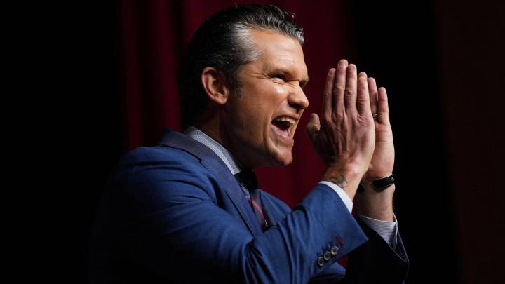 Hegseth promete restaurar el "más alto estándar masculino" en un Ejército donde ya no habrá ni "gordos" ni "barbudos"