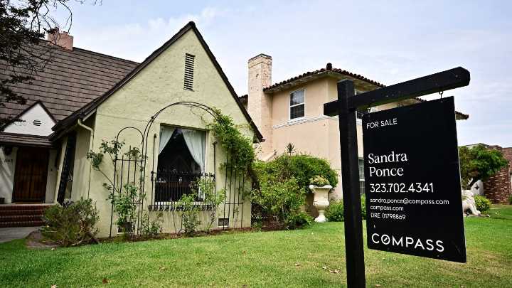 Home mortgage demand surges as rates drop to 6.35% : NPR