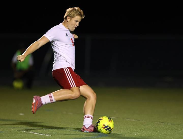 Soccer: Matt Lipp sparks South Elgin past Streamwood