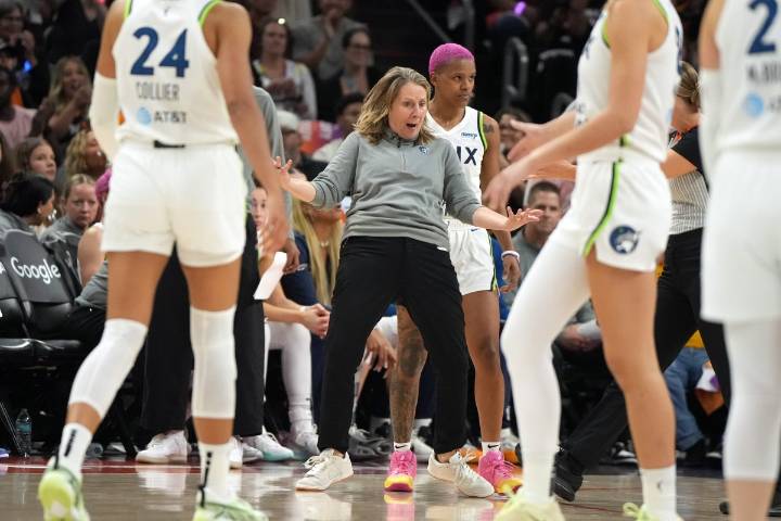 Lynx lose Game 3: Reeve ejected, held back from refs after Collier injury
