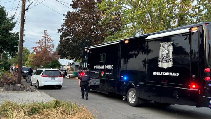 Triple homicide being investigated in Southeast Portland