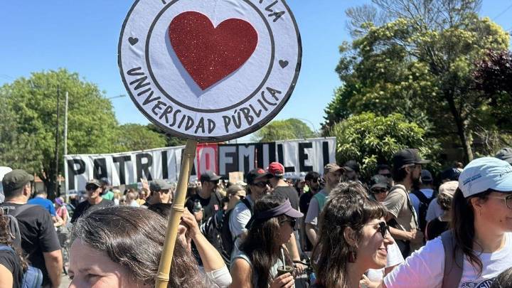 Javier Milei vetó de forma total la Ley de Financiamiento Universitario