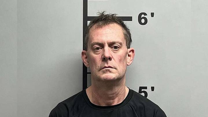 Arkansas man who threatened to rape, kill Governor Sanders sentenced