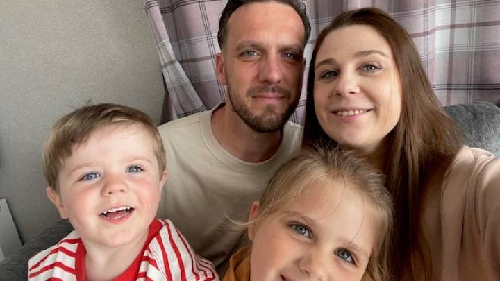 How I Manage My Money: Marketing specialist on £3.5k a month with £40k of debt