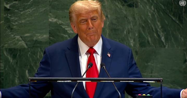 El enfado de Trump al no poder leer su discurso en el telepronter durante la asamblea de la ONU