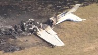 Tragedia aérea: dos aviones colisionaron en EE. UU. en pleno intento de aterrizaje