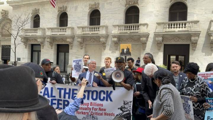 Ralph Nader seeks Zohran Mamdani’s support for Wall Street stock trade tax