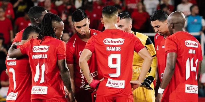 América de Cali presentó a David González como nuevo entrenador: tiene un problema para la Liga BetPlay y Copa Colombia