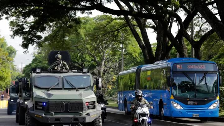 Llegaron a Cali los vehículos blindados para apoyar lucha contra la criminalidad y el terrorismo: cuentan con tecnología para operaciones especiales