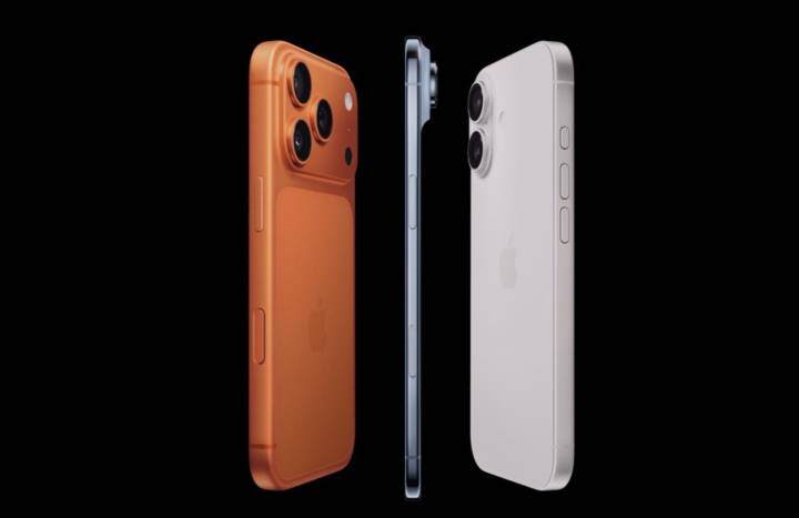 iPhone 17 Pro Retained At USB 3 Speeds Like iPhone 16 Pro; iPhone Air Is Limited To USB 2 Despite Its $999 Starting Price