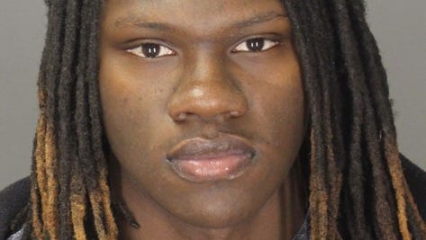 Man accused of targeting women at Farmington Hills store charged