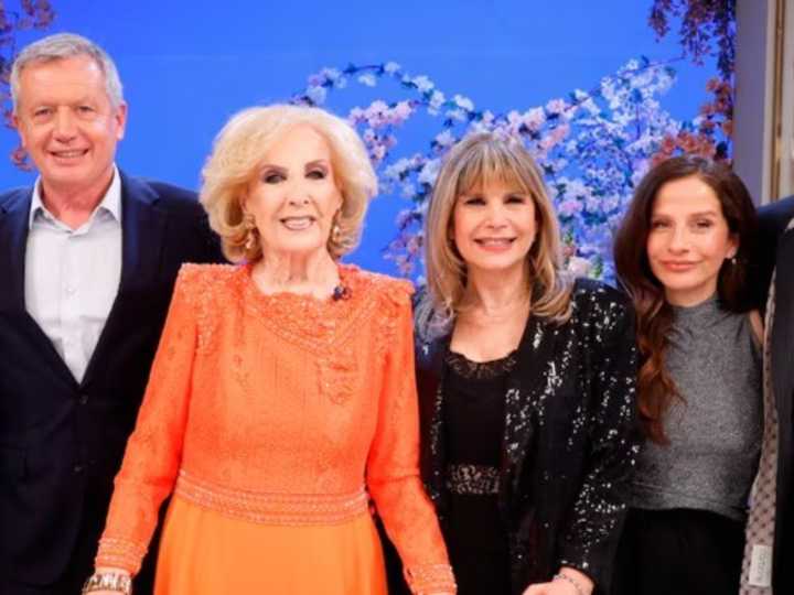 Rating del sábado:  ¿quién ganó entre Mirtha, el cine e Iván de Pineda?