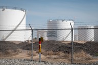 Environmental groups sue Colorado over late permits