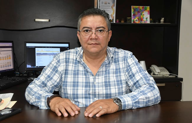 Cumplen en pago de los derechos vehiculares