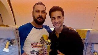 'No Caption Needed': Abhishek Sharma  Shares Selfie With Mentor Yuvraj Singh & Asia Cup 2025 Player Of The Tournament Award; Check Pics