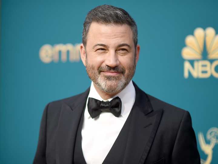 "Debe disculparse": Jimmy Kimmel deberá pedir perdón y pagar a la familia de Charlie Kirk para que ABC levante la suspensión