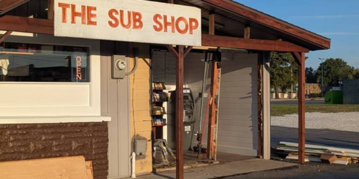 Burglars damage a popular Springfield restaurant in an attempt to steal ATM