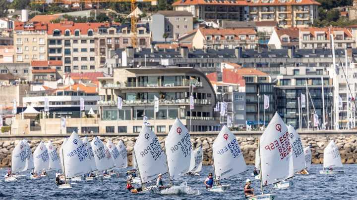 El "Alibabá II", primer líder de la Regata Rey Juan Carlos I