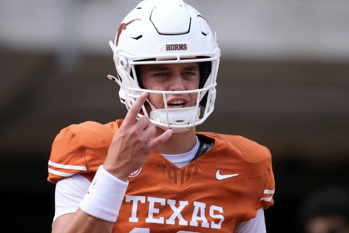 Watch Texas Longhorns vs. UTEP football today, free Streameast alternatives, time, TV channel