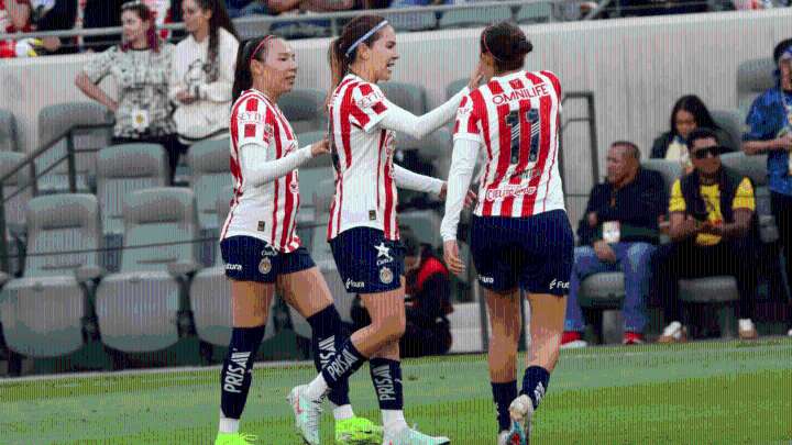 Chivas vence a América en el Clásico Nacional de la Liga MX Femenil