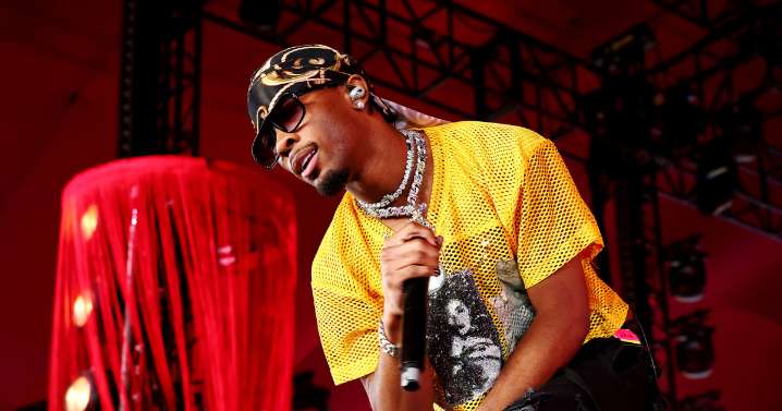 Singer D4vd cancels U.S. tour amid investigation into 15