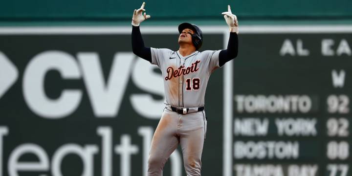 Tigers clinch 2025 playoff berth