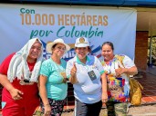 Gobierno Petro marca un hito con la entrega de 10.000 hectáreas, la más grande en la historia de Colombia