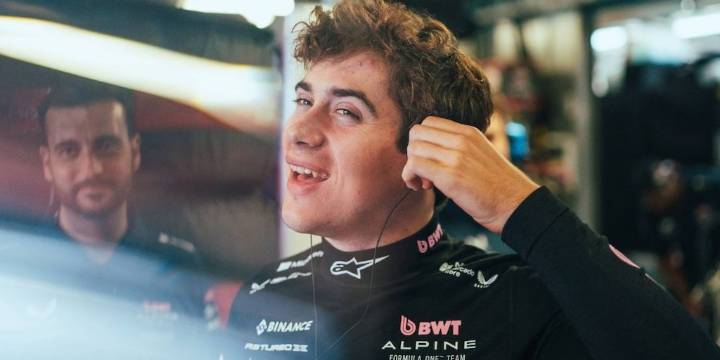 Franco Colapinto inicia su actividad en el exigente circuito callejero del GP de Singapur de Fórmula 1