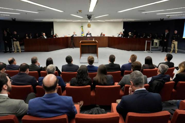 Brazil’s top prosecutor says Bolsonaro tried to overthrow democracy, as trial’s final phase opens