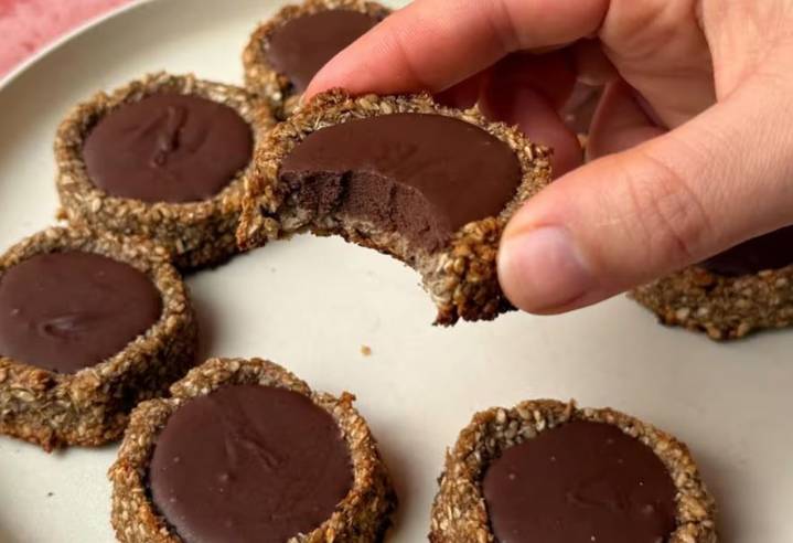 Pepas de chocolate saludables sin harina ni azúcar