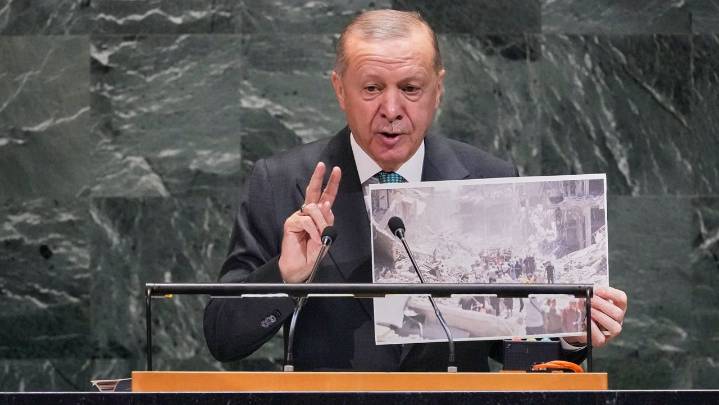 Trump to host Turkey's Erdogan at White House as U.S. considers lifting ban on F