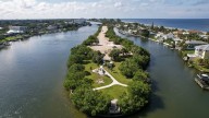 La playa más contaminada de Miami: niveles de bacterias fecales ponen en alerta la salud y el turismo en Florida