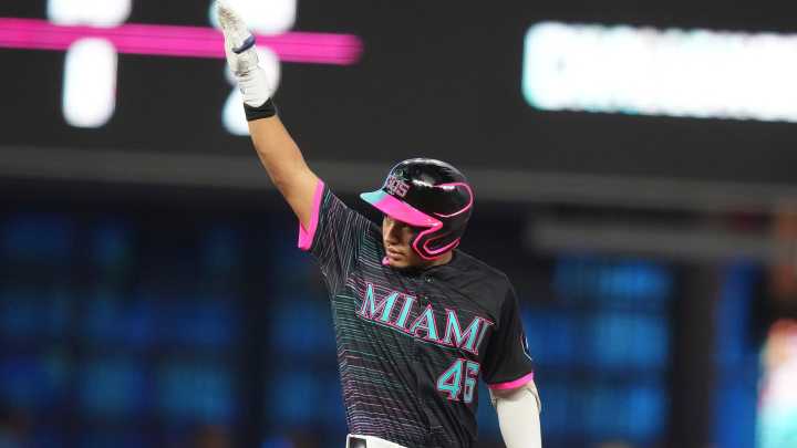 Tigers cough up lead in 11th, lose on walk