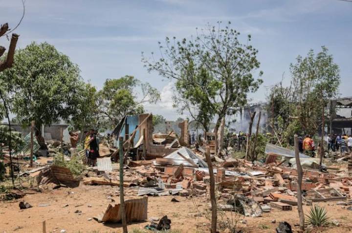 Unos 23 heridos y 482 casas afectadas por explosión en fábrica de pirotecnia en Venezuela (+Fotos)