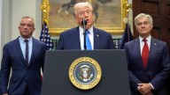 White House links Tylenol to autism risk, experts say link is unproven