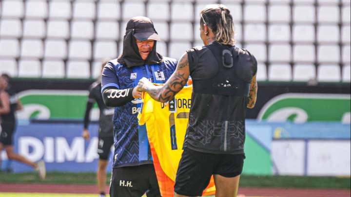 ¡Dayro Moreno es un grande! Le regaló su camiseta de la ‘tricolor’ al Arriero Herrera