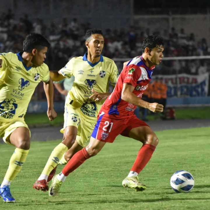 Luis Ángel Firpo Toma el liderato del Torneo Apertura 2025